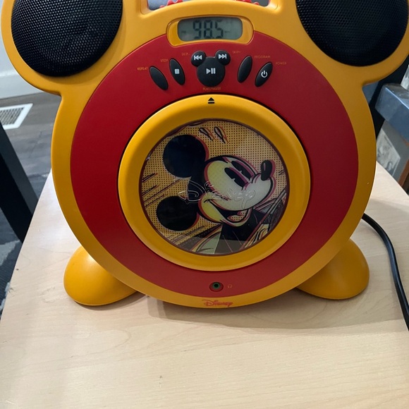 Disney Mickey Mouse Red and Orange CD Boombox - Picture 10 of 11
